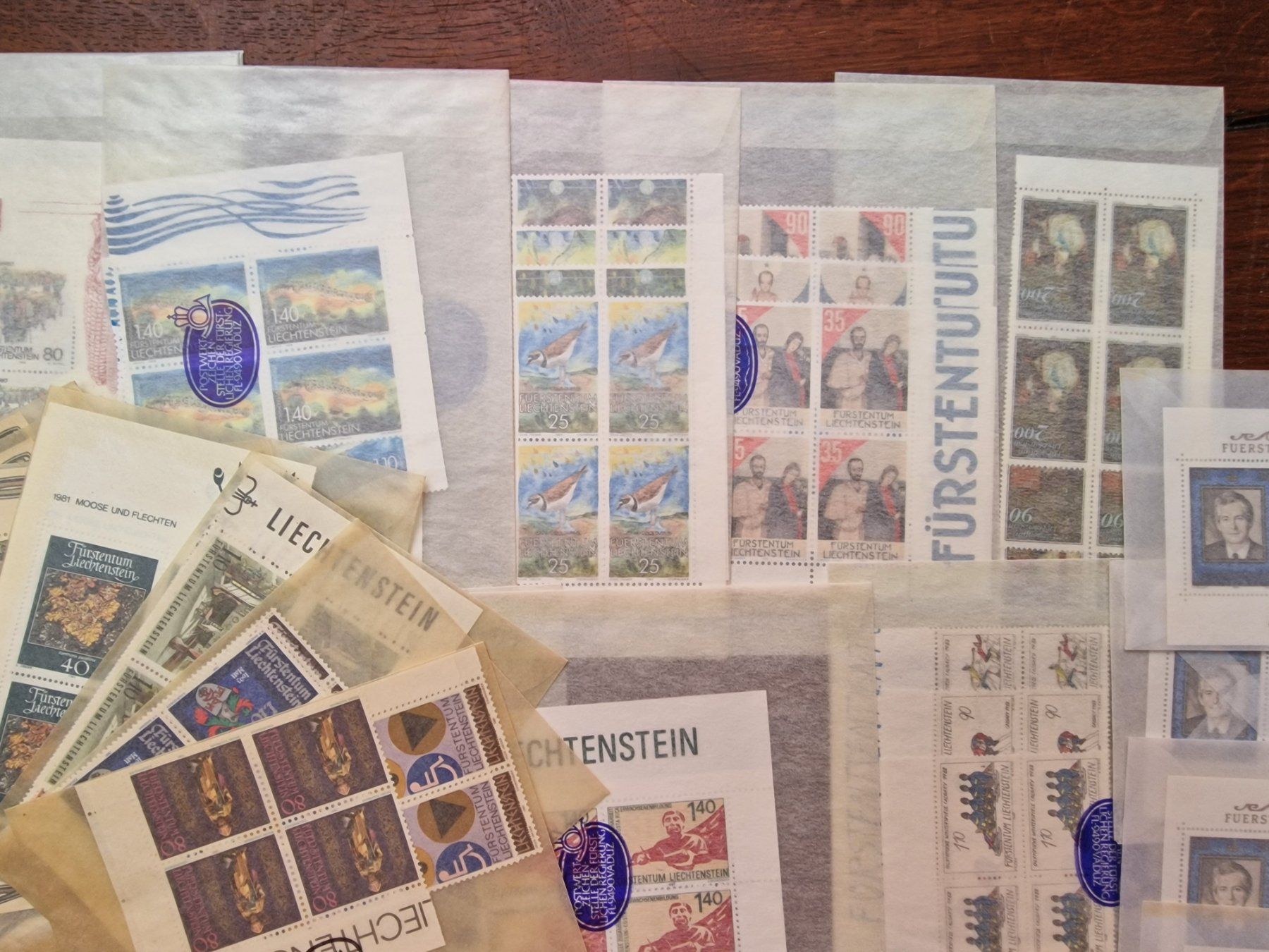 Tutti i francobolli: FL 1981-89 NEU **4-er Blocks mit Tabs & Einzel aus ABO – Usato da Aesch LU venduto da briefmarken.uray 3
