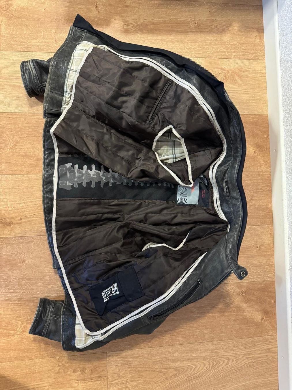 Vestes: Revit Motorrad-Lederjacke – D'occasion à Aarburg par Injac 1