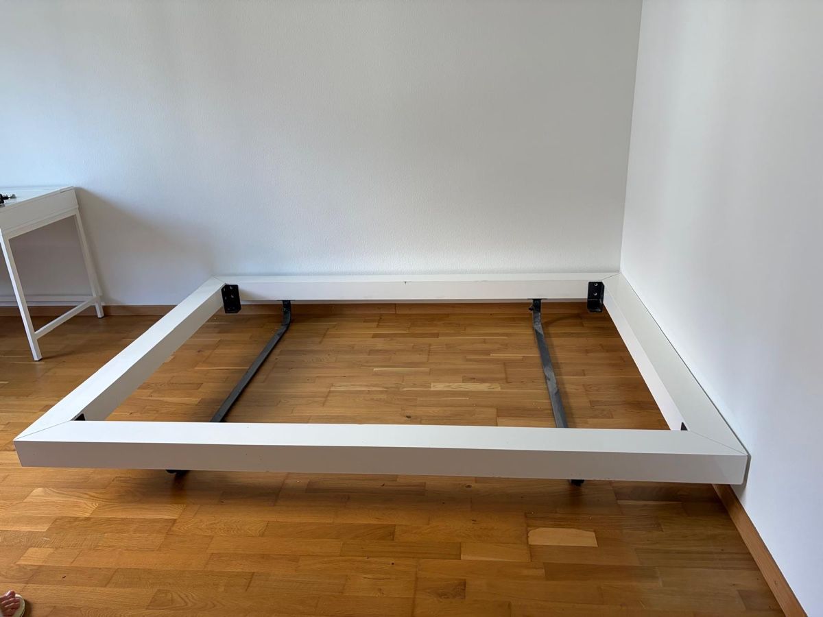 Betten: Doppelbett, 140/200 cm – Gebraucht aus Zürich von marcosone 5