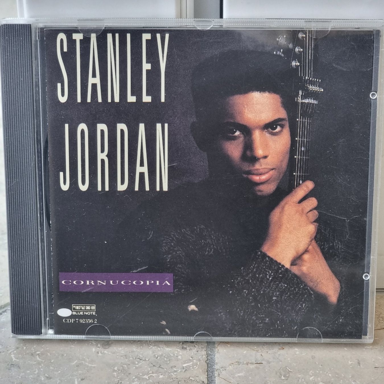CDs: Stanley Jordan - Cornucopia (CD) Master of Guitar Tapping – Gebraucht aus Villigen von Tschachtlan
