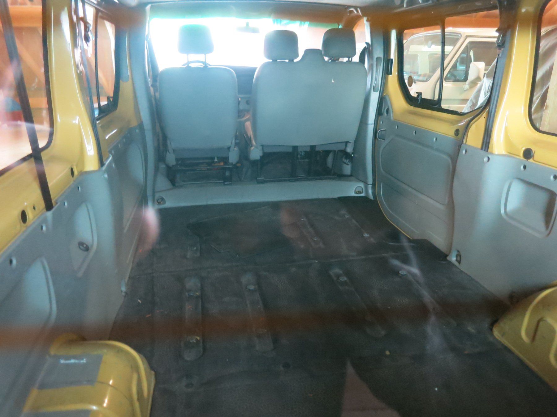 Nutzfahrzeuge: Opel Vivaro1.9TD – Gebraucht aus Egolzwil von aut_nh87 3