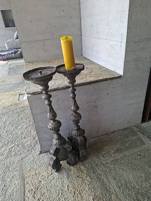 Portacandele: Candelabri antichi in metallo – Usato da Locarno venduto da Eolo78 1