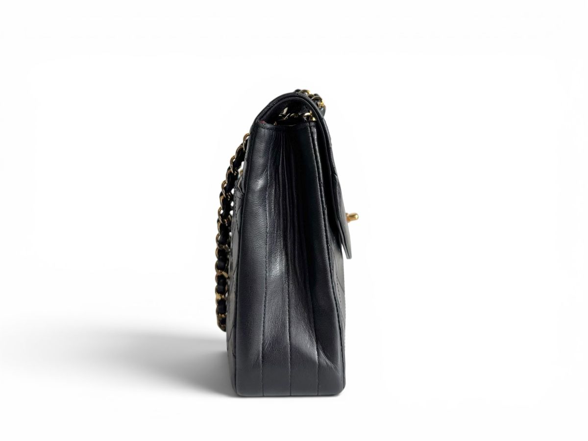 Chanel Taschen für Damen: CHANEL Lambskin Quilted Medium Single Flap Tasche – Gebraucht aus Kriens von hannaandkiko 1