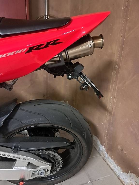 Strada: Honda Cbr1000rr in perfette condizioni  – Usato da Pambio-Noranco venduto da ang_lwc2 3
