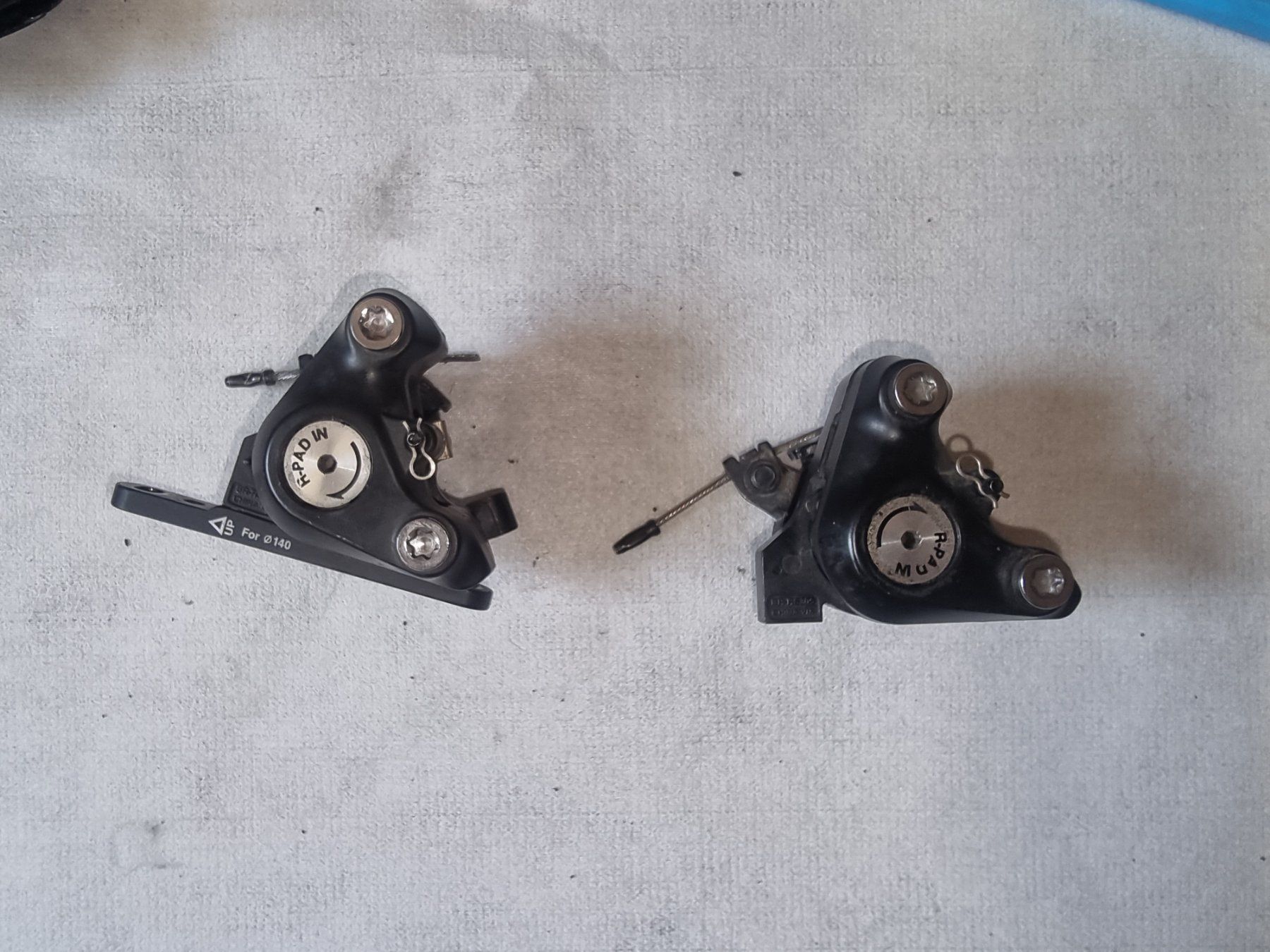 Shimano Pezzi di ricambio: Mechanische Shimano Bremssättel mit Belägen – Usato da Fribourg venduto da moren0__0 2
