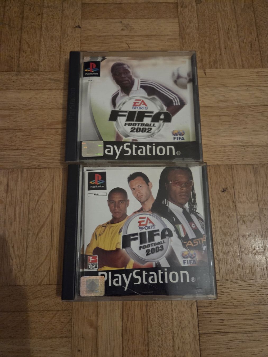 Spiele: Fifa 2002 und 2003 – Gebraucht aus Riehen von str_2msn