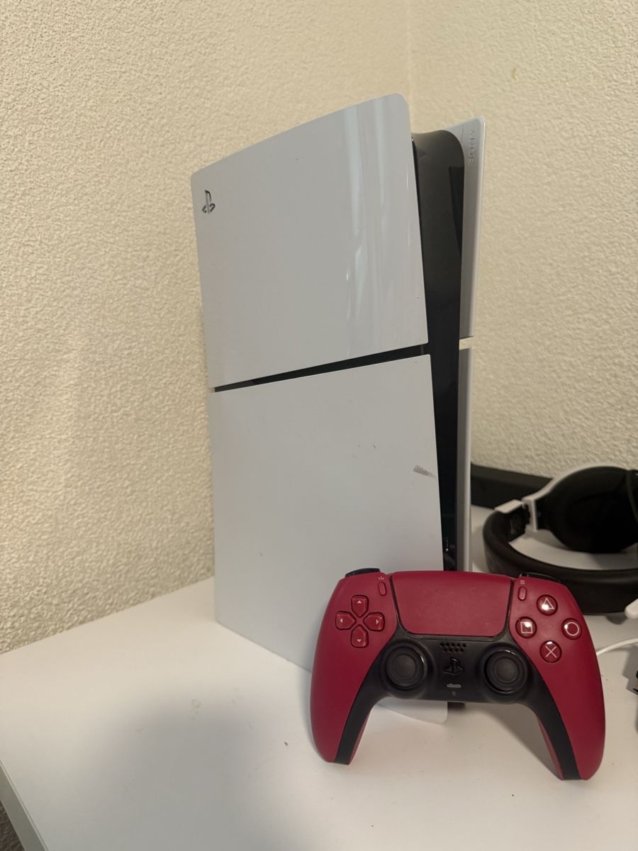 Sony Console: PS5 Disc Edition + 38 Spiele + DualSense Controller – Usato da Wetzikon ZH venduto da ufu_y6lf 1