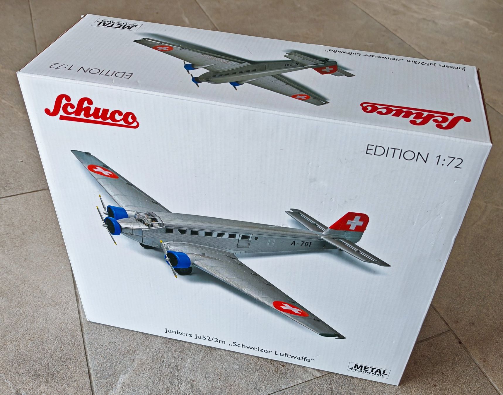 Schuco Kit di modellismo & Modellini statici: Schuco Junkers Ju52/3m A-701 Schweizer Luftwaffe, 1:72 – Nuovo (secondo la descrizione) da Rancate venduto da leoshopshop 1