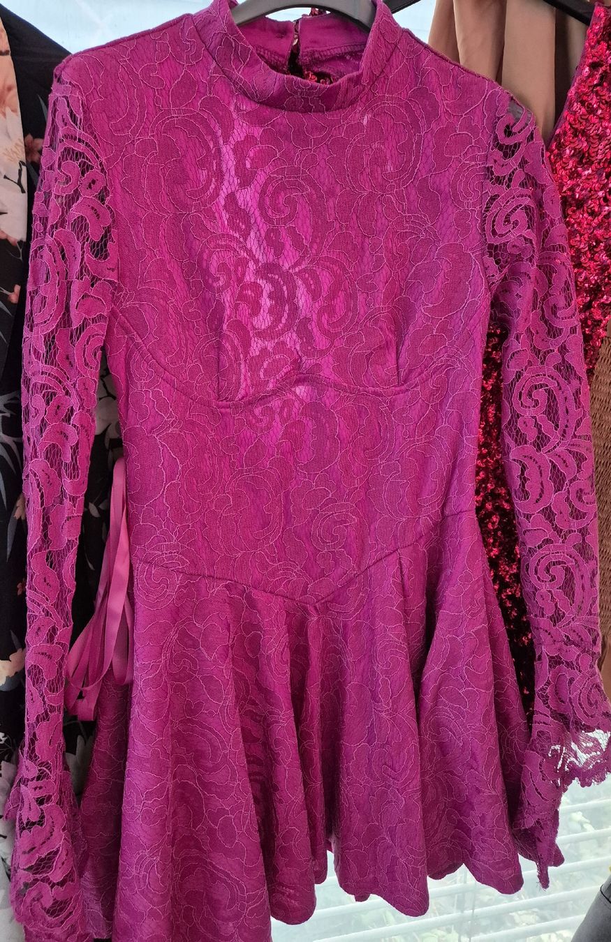 Kleider: kleid, pink, lila, neu, ca gr. S – Neu und originalverpackt aus Luzern von Ami-be