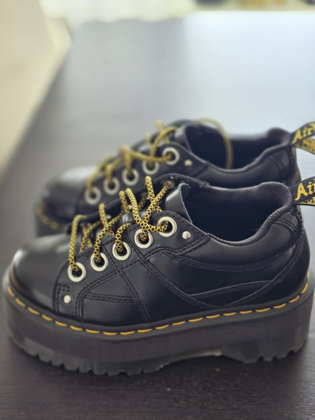 Scarpe da donna: Dr. Martens 5-Eye Max – Usato da Au ZH venduto da cody1990