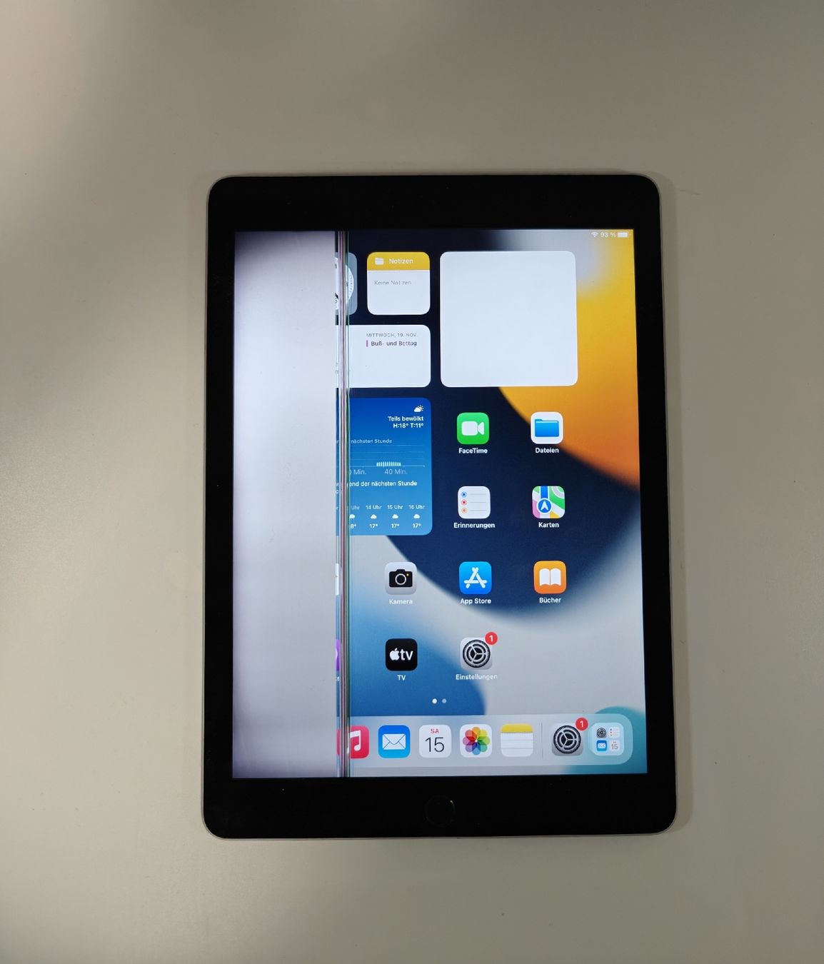 Apple Tablet PC: iPad Air 2 64GB – Difettoso da Ehrendingen venduto da Rocky985