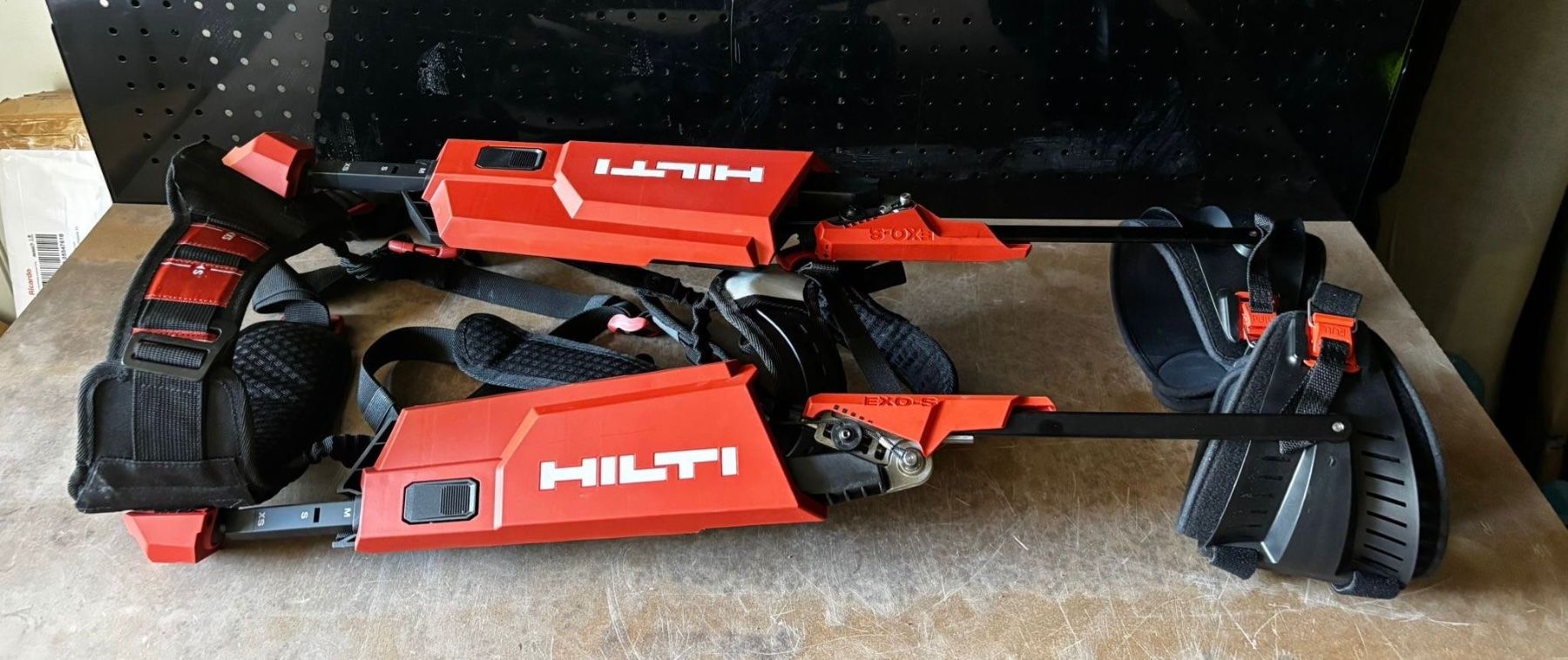 Hilti Tutti gli attrezzi: Exosquelette/Exoskelett Hilti EXO S – Nuovo (secondo la descrizione) da Echallens venduto da Tools0101