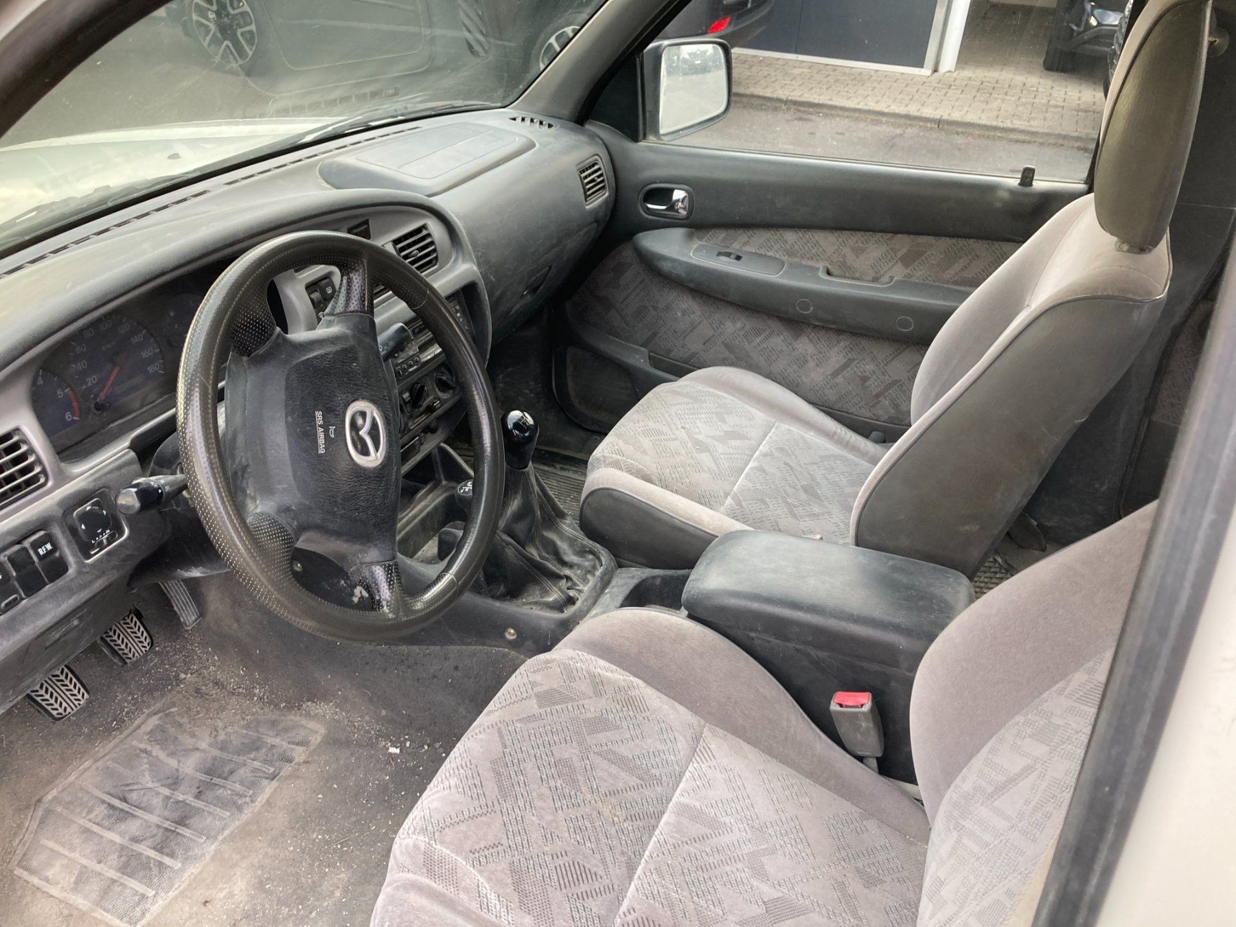 Mazda Autos: Mazda B2500 Pick Up Diesel für Export oder Bastler – Gebraucht aus Cham von  8