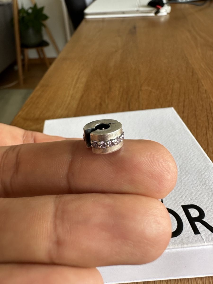 Pandora Ciondoli: Original Pandora Charm, Clip Stopper mit rosa Steinen – Usato da Zug venduto da car_fr2j
