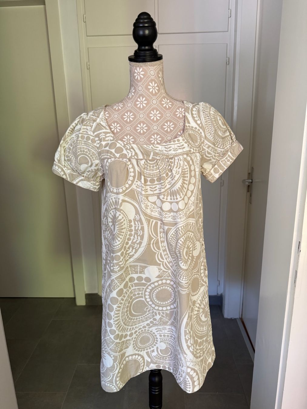 Kleider: Robe - M – Gebraucht aus Sion von accroshoes