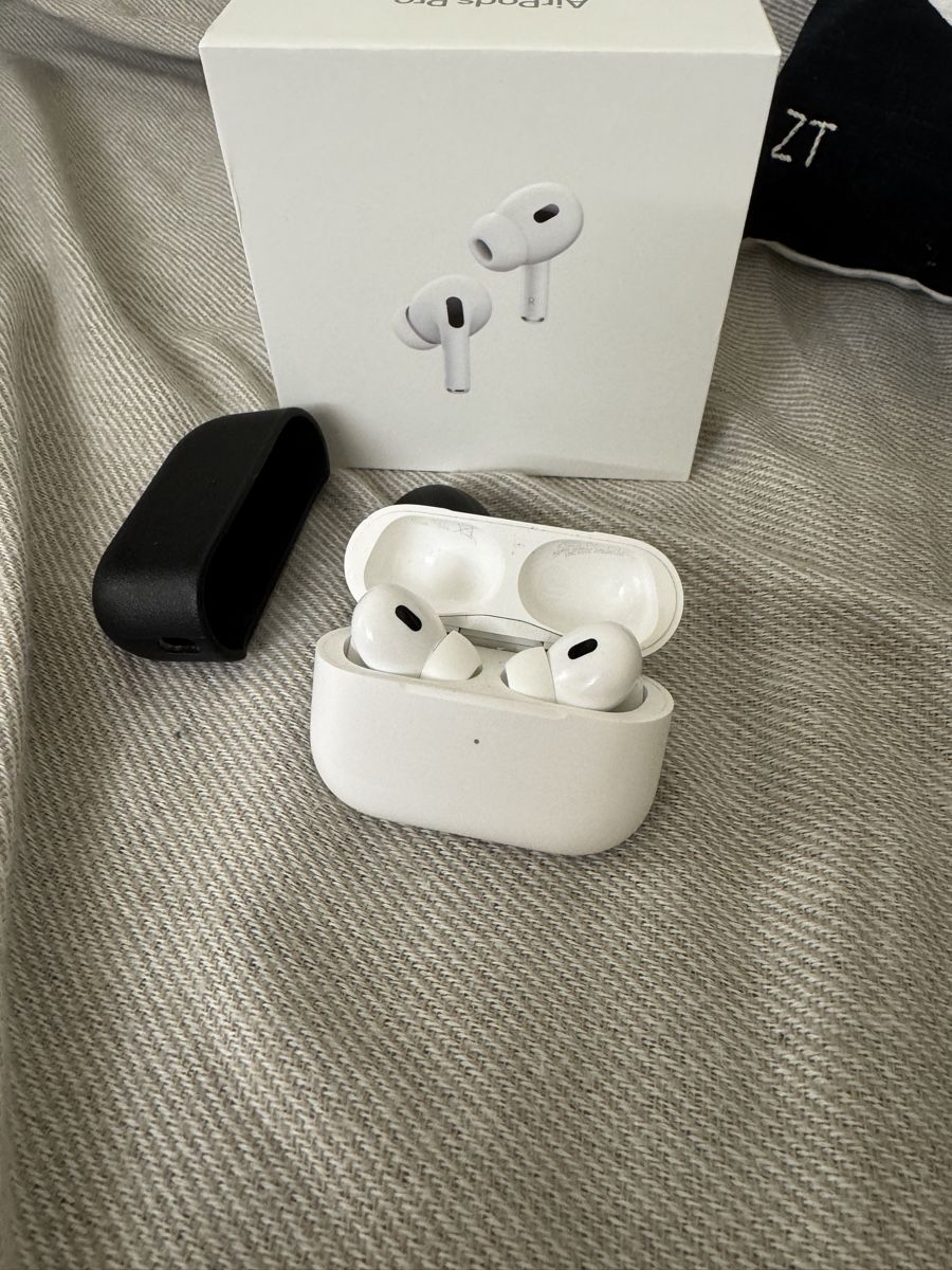 Kopfhörer: AirPods Pro 2 – Gebraucht aus Küsnacht Zh von gal_s6dj