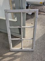 Altes Fenster zum Restaurieren oder als Deko ohne Glas 