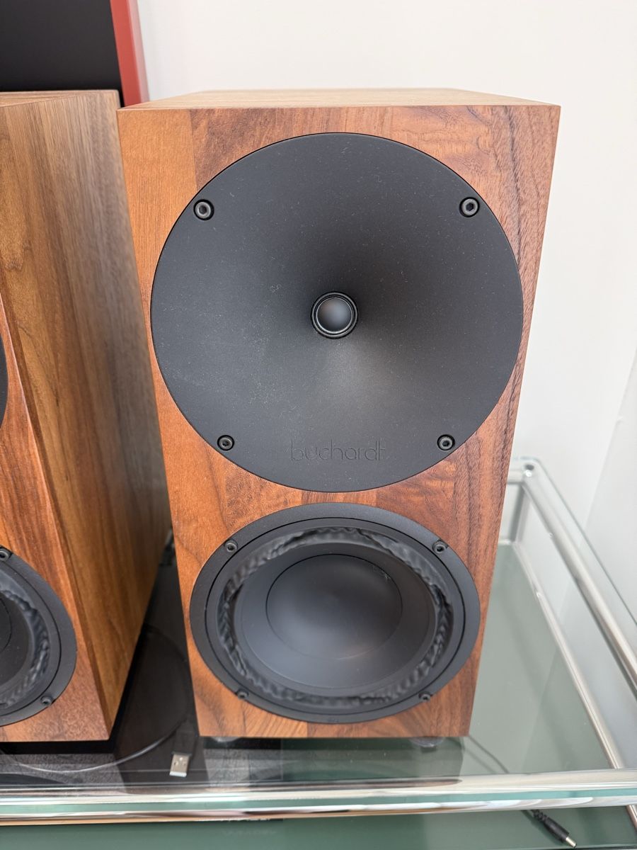 Lautsprecher: Buchardt Audio A10 in Walnuss mit Platin Stereo Hub – Neu (gemäss Beschreibung) aus Zürich von phi_fk5w 2