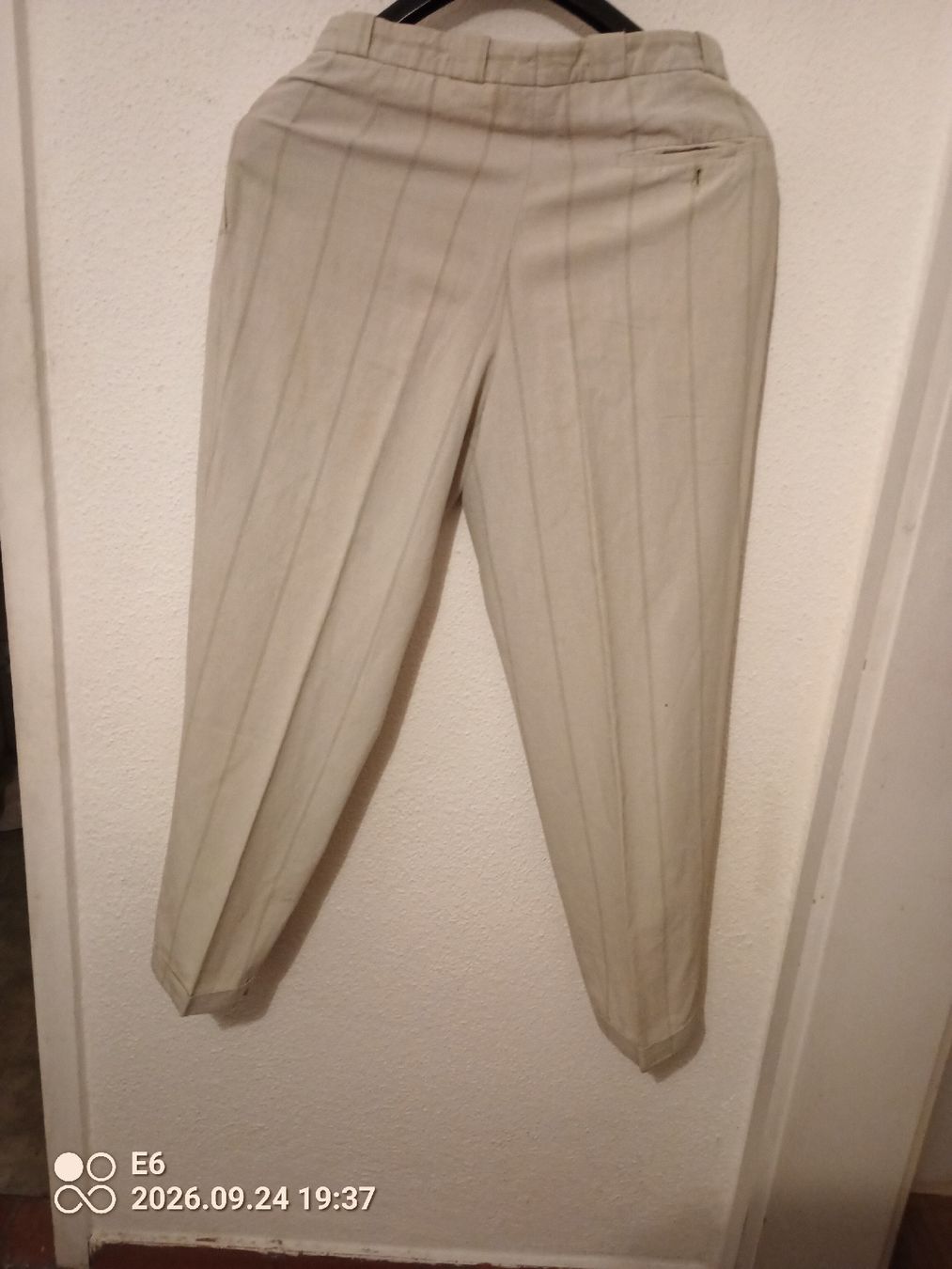 Pantaloni: Hose mit Streifen – Usato da Zürich venduto da Mitzi6 1