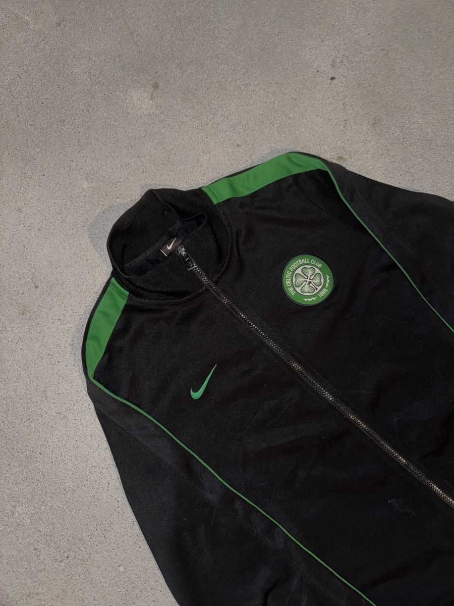 Nike Giacche: vintage celtic trackjacket black/green  – Usato da Oberhofen Thun'see venduto da 61archive 3