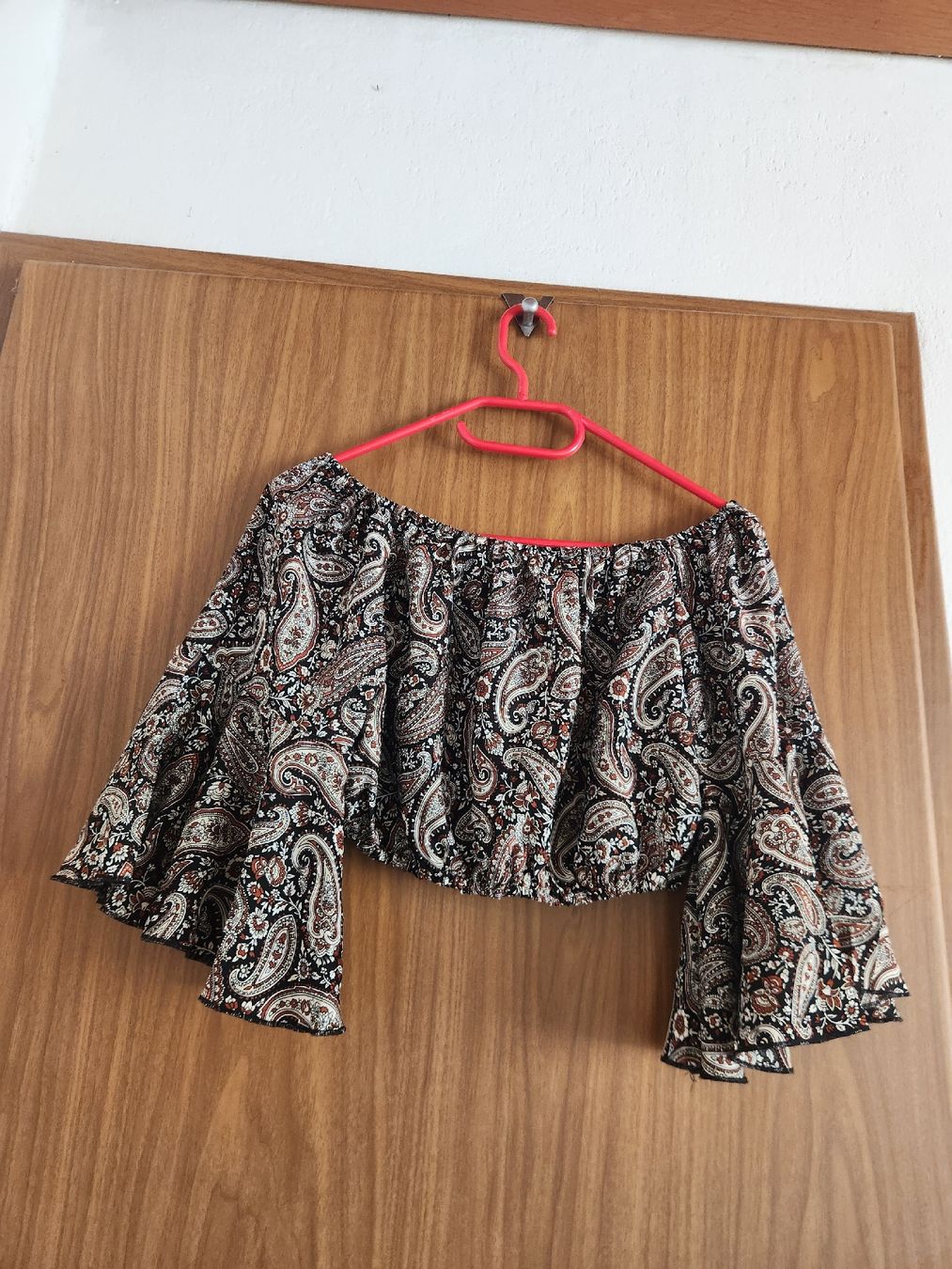 Top: Haut Bardot imprimé fleuri taille S/M  – Usato da Niedergösgen venduto da Eva2410