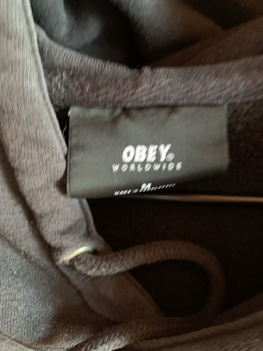 Obey Pullover & Sweatshirts: Pull OBEY – Gebraucht aus La Neuveville von nat_r69j 1