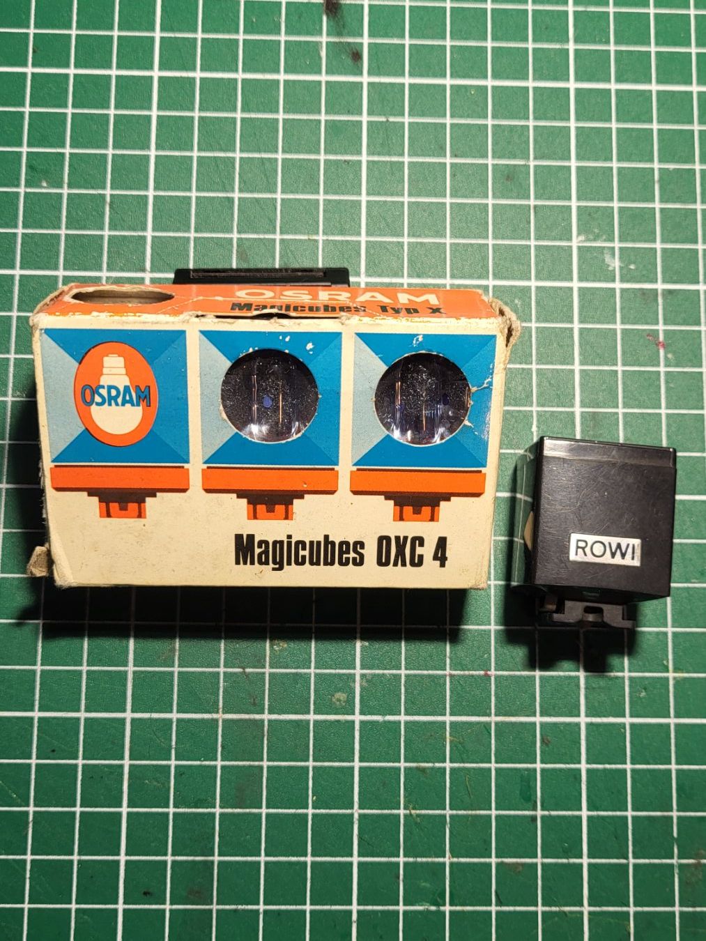 Leica Obiettivi: Osram Magicubes OXC4 (Blitzcubes) – Usato da Bern venduto da FotoStrobo.ch_Outlet