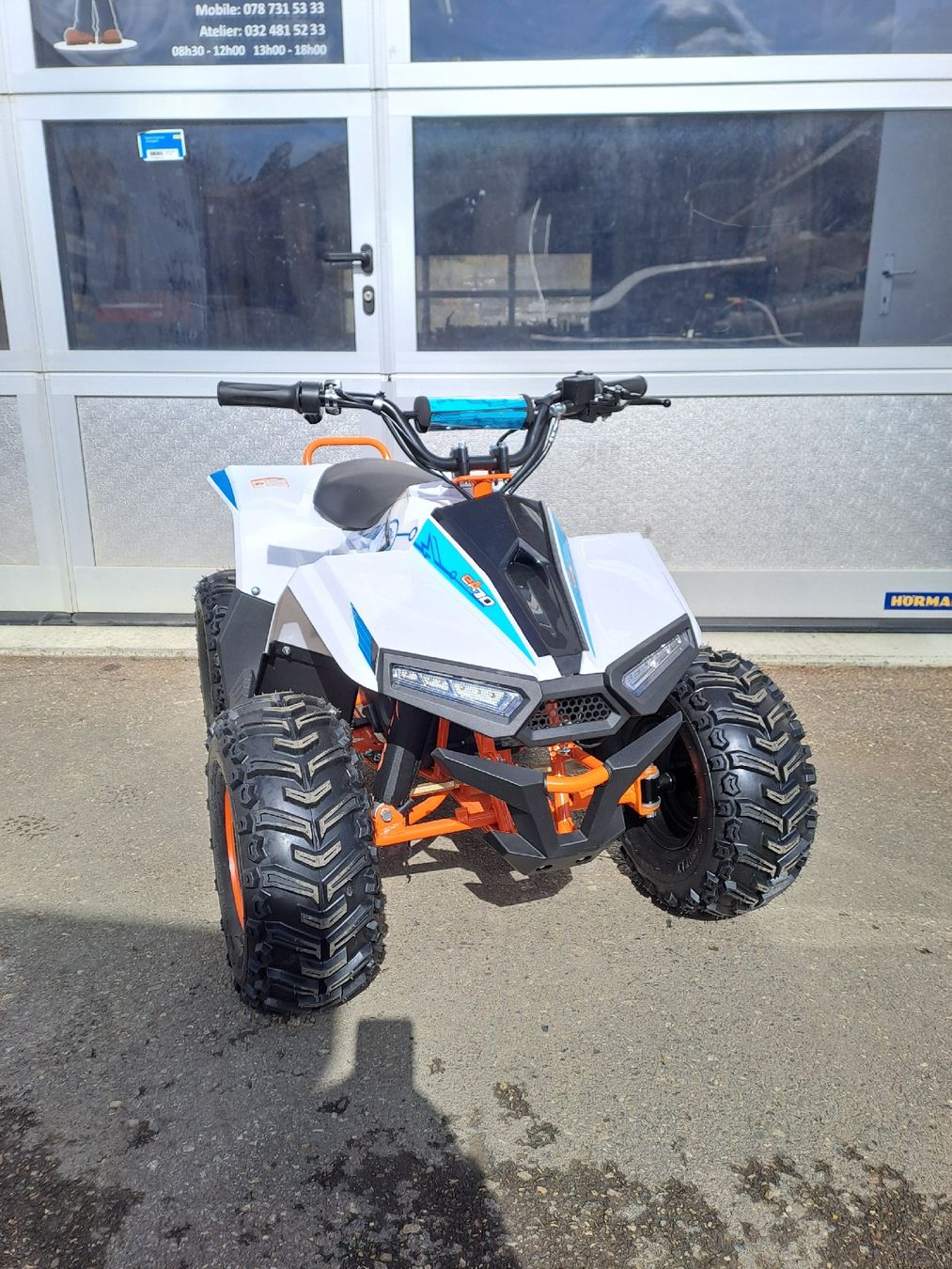 Mini Quad: Quad enfant électrique – Nuovo e nell'imballaggio originale da Loveresse venduto da AtelierBurkhalter