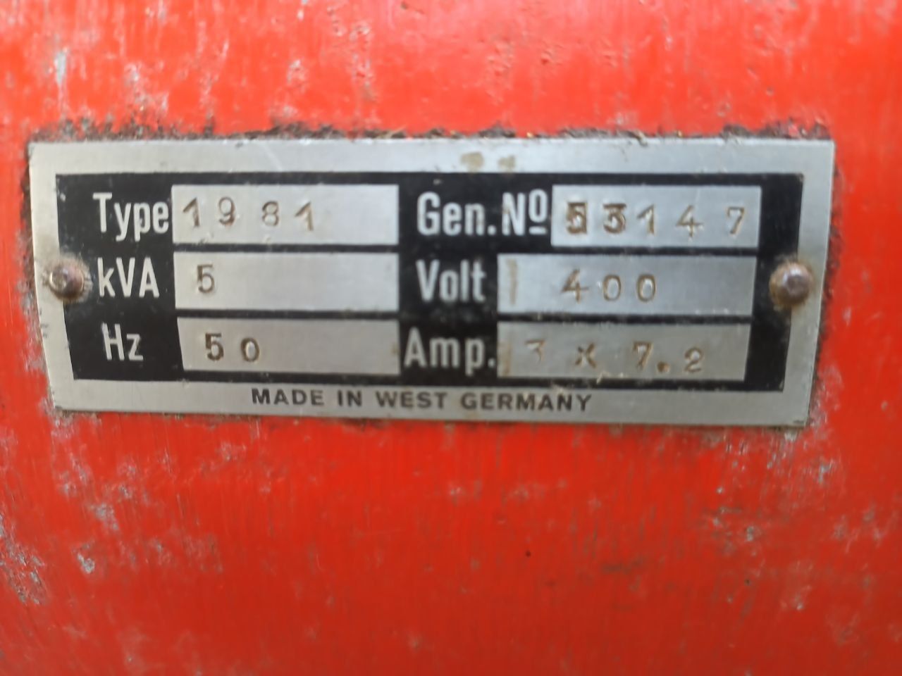 Generatori di corrente: Stromgenerator Benzin 5 kVA – Usato da Fulenbach venduto da Houzbeerli 6
