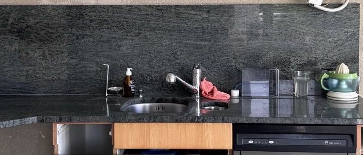Steine & Dachziegeln: Granit – Gebraucht aus Winterthur von jes_l6g6