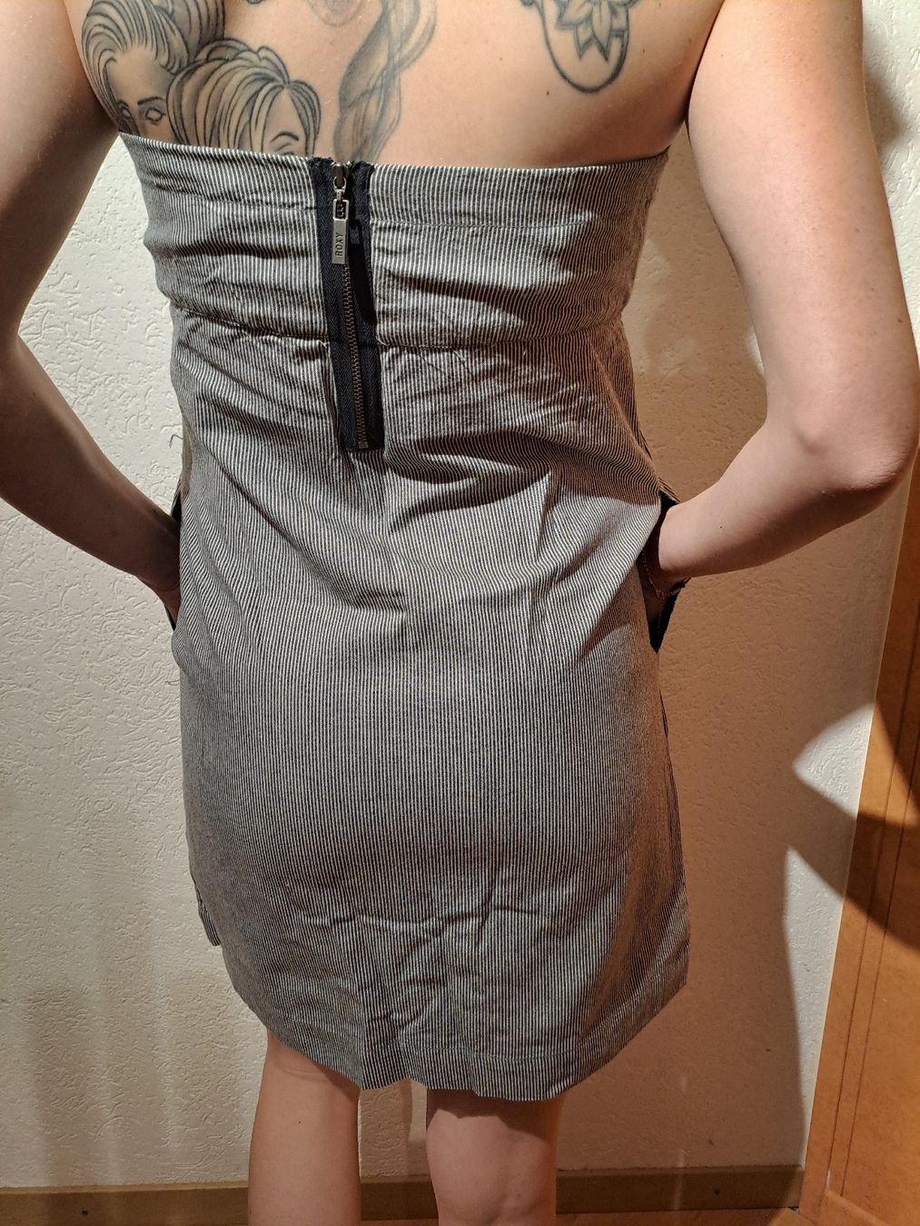 Roxy Vestiti: Robe Roxy rayé, taille S – Usato da Valeyres-sous-Montagny venduto da Romy. 2