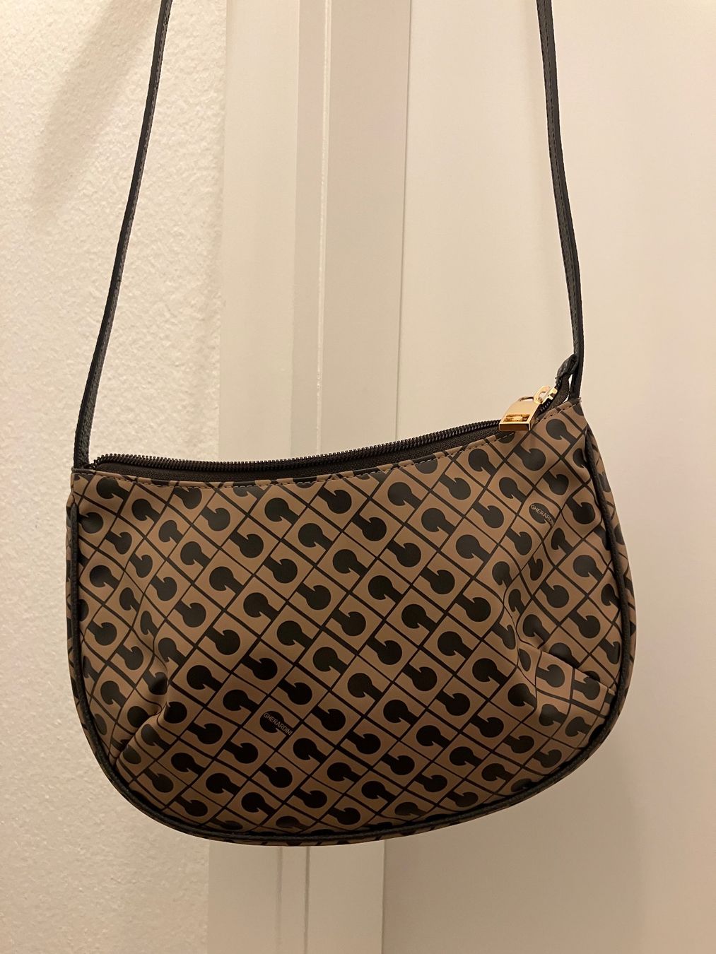 Borse da donna: Coole Crossbody von Gherardini – Nuovo (secondo la descrizione) da Zürich venduto da piacente 2