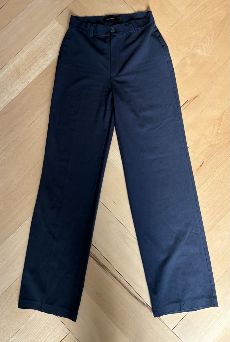 Pull&Bear Hosen: STOFFHOSE PULL AND BEAR – Gebraucht aus Bern von julian.k97