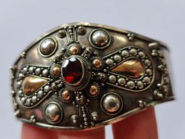 Vintage Armreif, 925 Silver mit rotem Granat gestämpelt