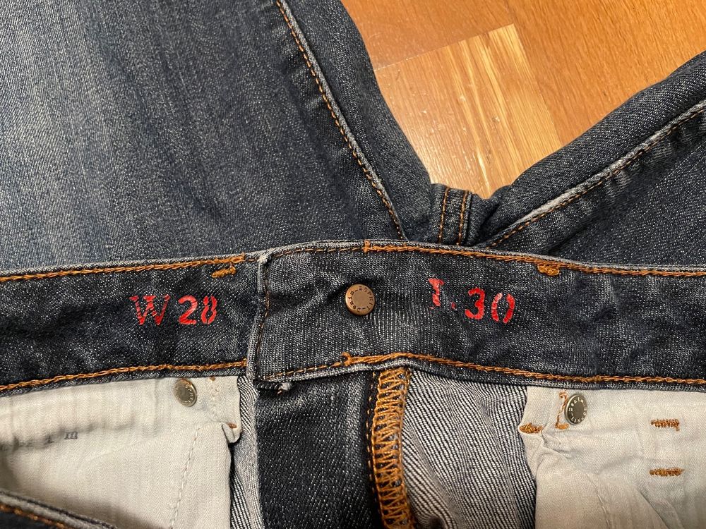 Jeanshose von Esprit in Grösse 36. 5