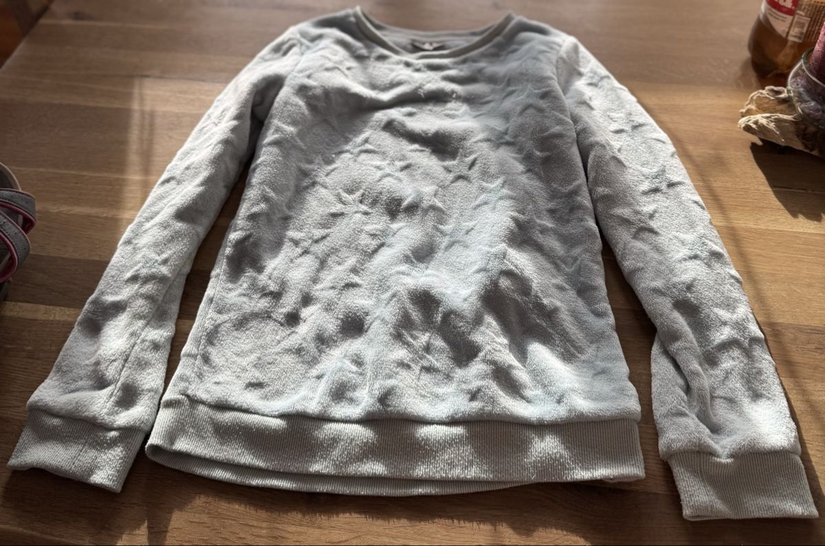 Pyjamas: Destination Loungewear Set Size 146/152, soft & cosy – Gebraucht aus Mühlethurnen von Indriukas