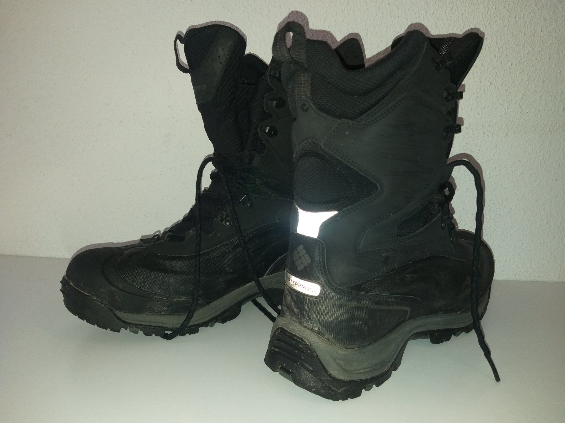 Columbia Herrenschuhe: COLUMBIA  Bottes / Stiefel  Pointure / Nummer 44 2/3 – Gebraucht aus Cossonay-ville von Super-Price-Quality 2