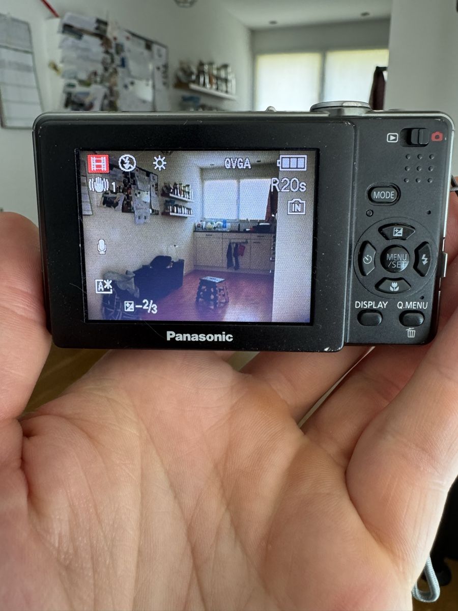 Panasonic Fotocamera: Panasonic LUMIX DMC-FS62 Digicam – Usato da Sennwald venduto da hosszidavid 7