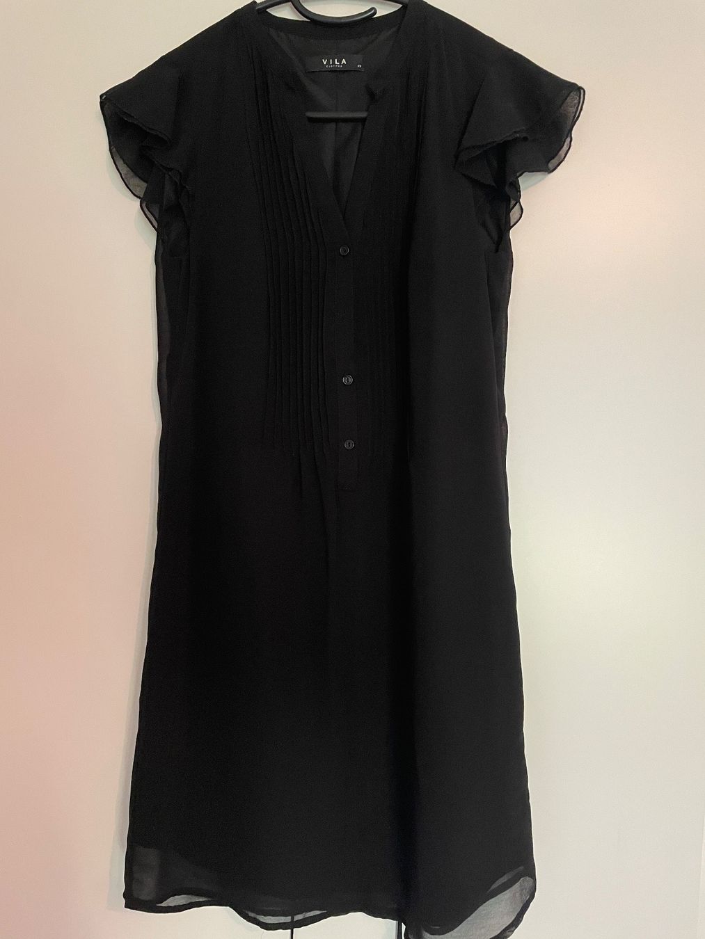 Vila Vestiti: Kleid Vila kurzarm schwarz Gr. XS – Usato da Schmitten FR venduto da ancaob