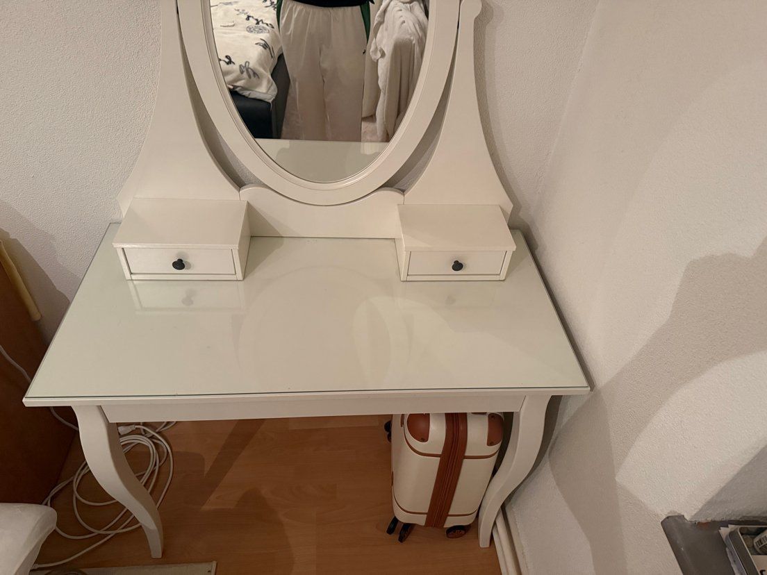 Tavoli da trucco: Schminktisch mit Spiegel – Usato da Winterthur venduto da ami_z2tg 1