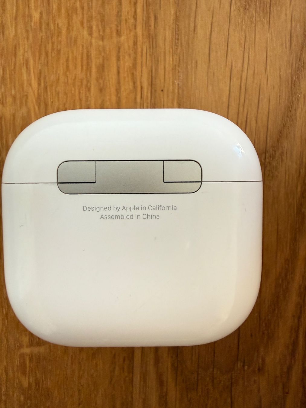 Apple Cuffie: APPLE AirPods 4 Charging Case – Usato da Lausanne venduto da Nine1982 5