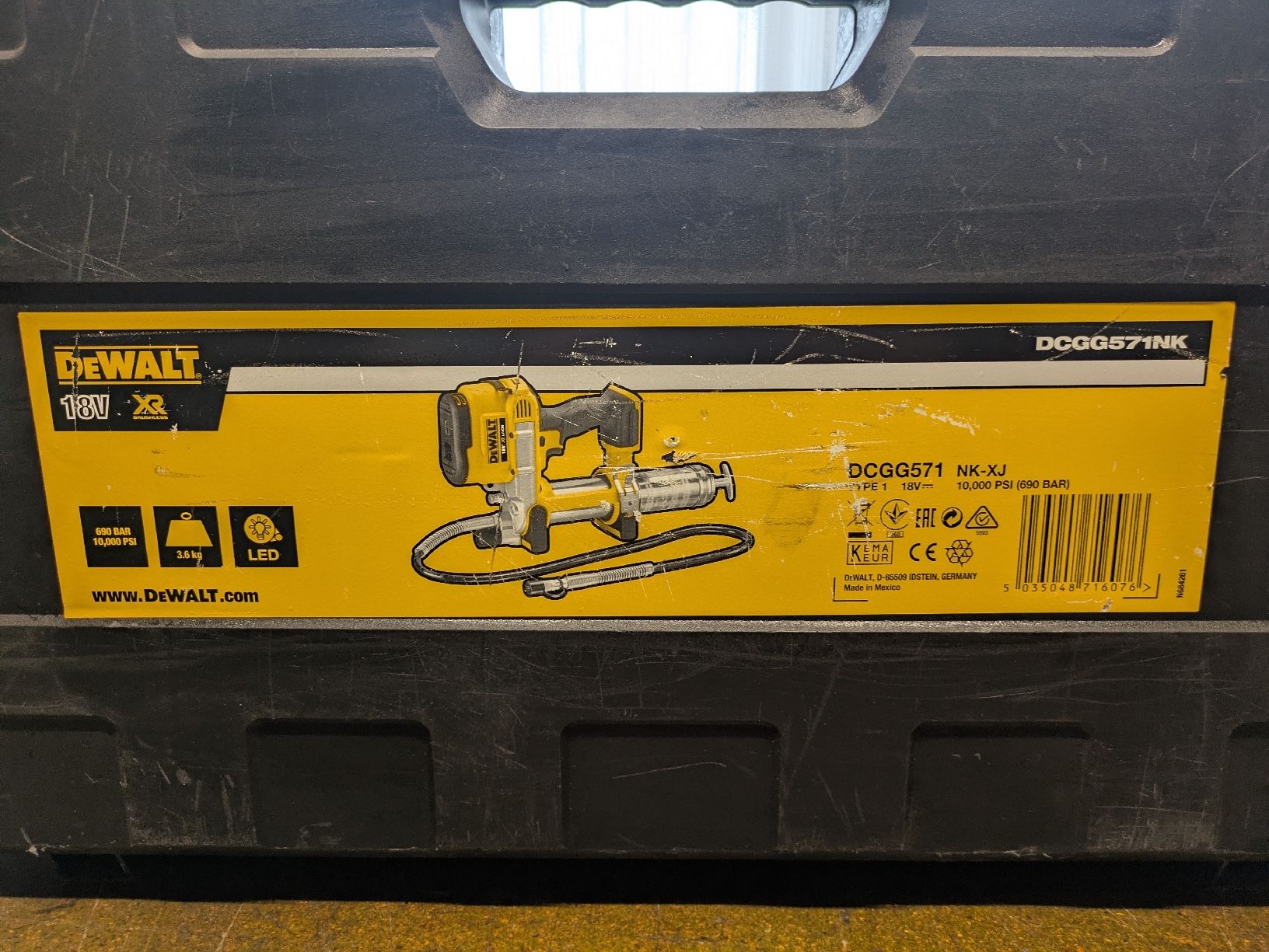 Toutes les machines: DeWalt Akku Fettpresse – D'occasion à Reichenburg par Subaru20 3