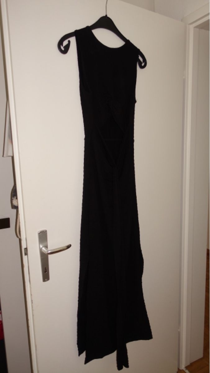 Robes: Langes Kleid schwarz – Neuf (Voir description) à Biel/Bienne par Peeeep10 3