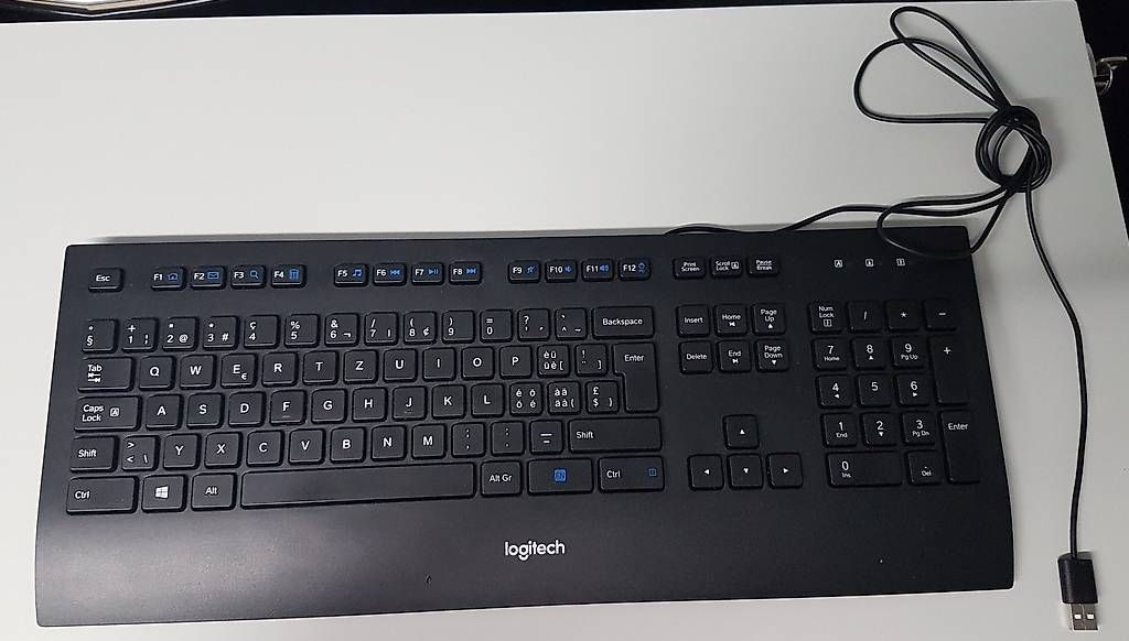 Logitech Tastiere: Tastatur / Keyboard logitech – Usato da Villnachern venduto da OnkelTom007