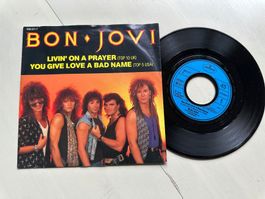 BON JOVI JON tolle Living on a prayer Single Tourdaten diff