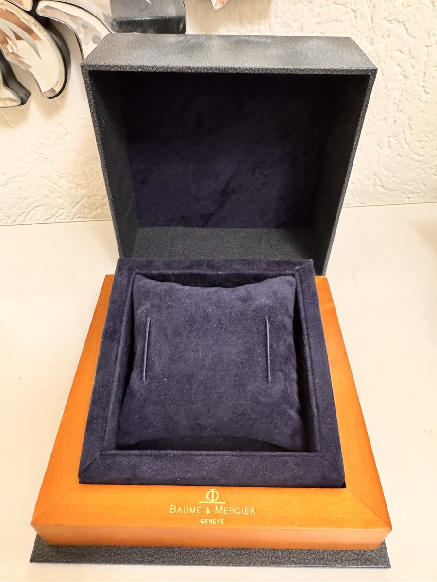 Uhrenboxen: Baume & Mercier watch box – Gebraucht aus Zürich von 613_g8jy 1