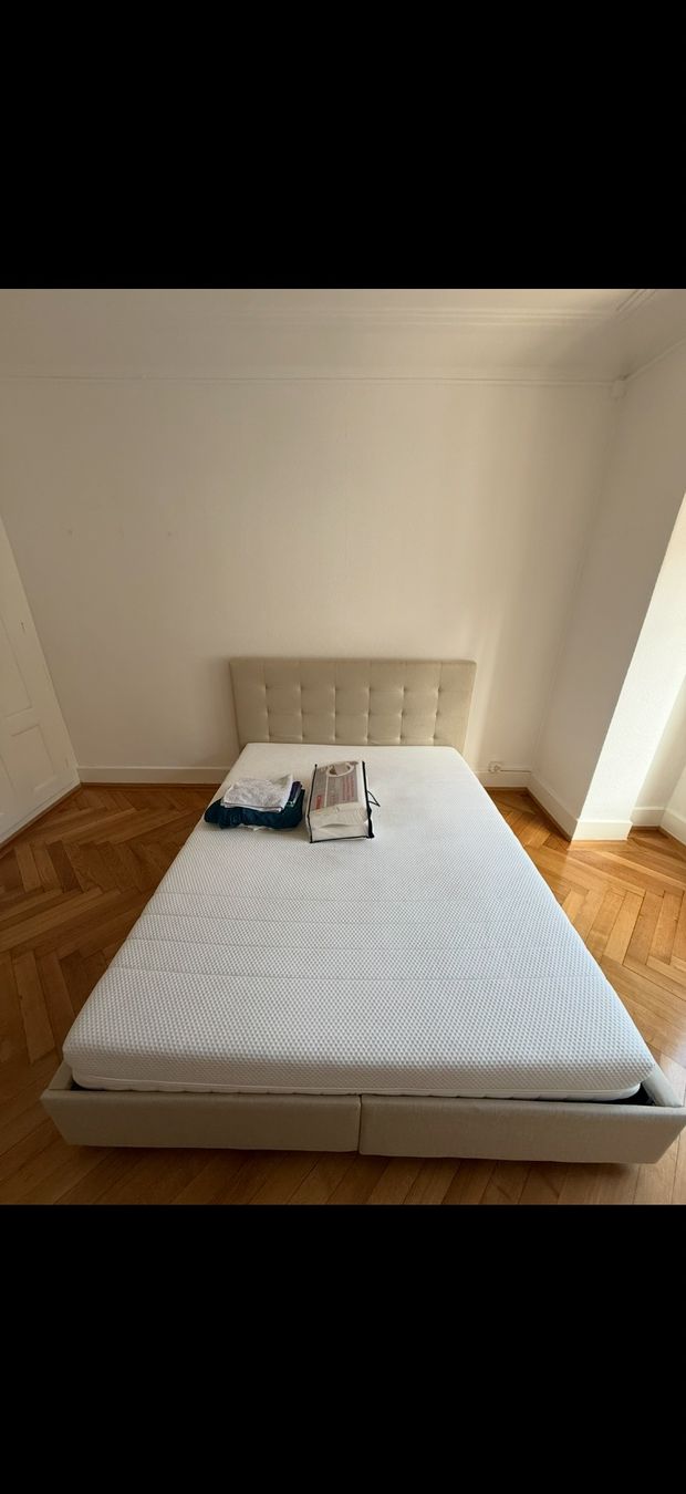 Letti: URGENT - Lit + matelas a vendre – Usato da Genève venduto da wei_2j98 1