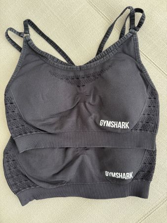 Set aus 2 Gymshark Sport BHs in Schwarz (Grösse M)