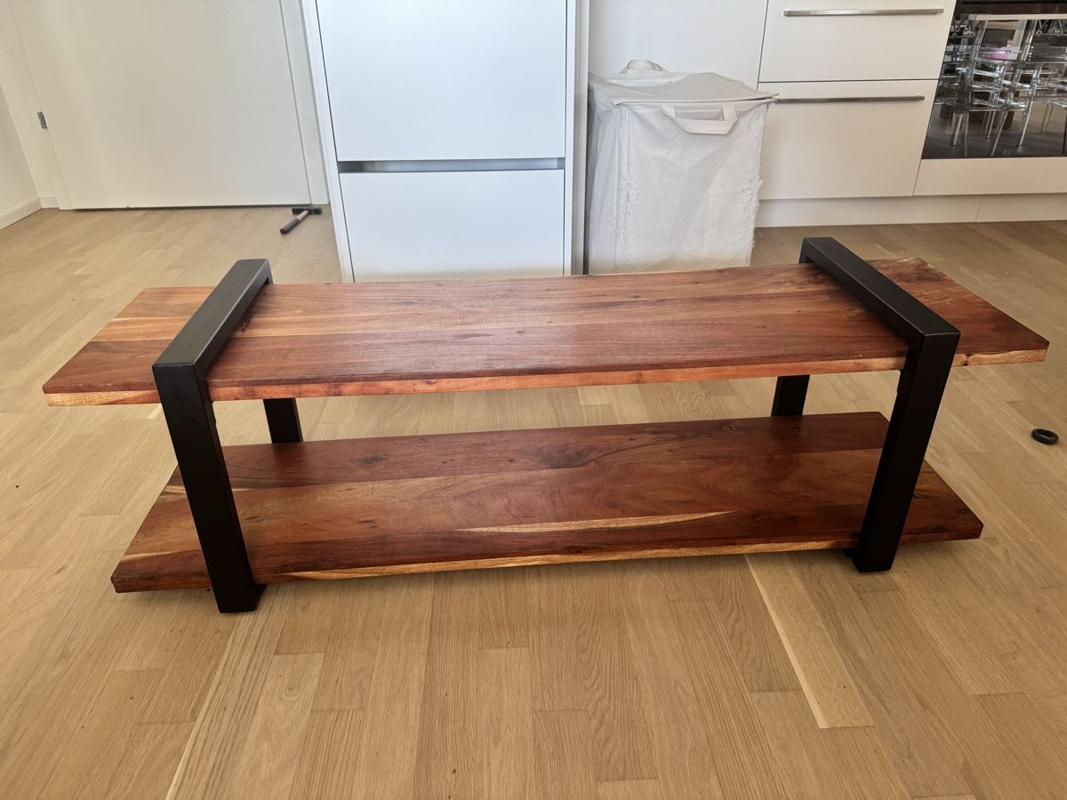 TV Möbel: Acacia wood TV table / console – Gebraucht aus Dübendorf von ClaraS. 1