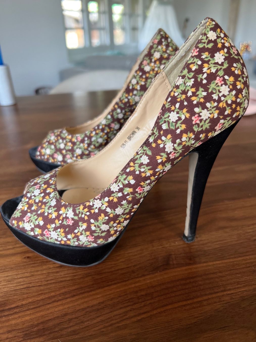 Scarpe da donna: High Heels Plateau – Usato da Lufingen venduto da des_9gd8